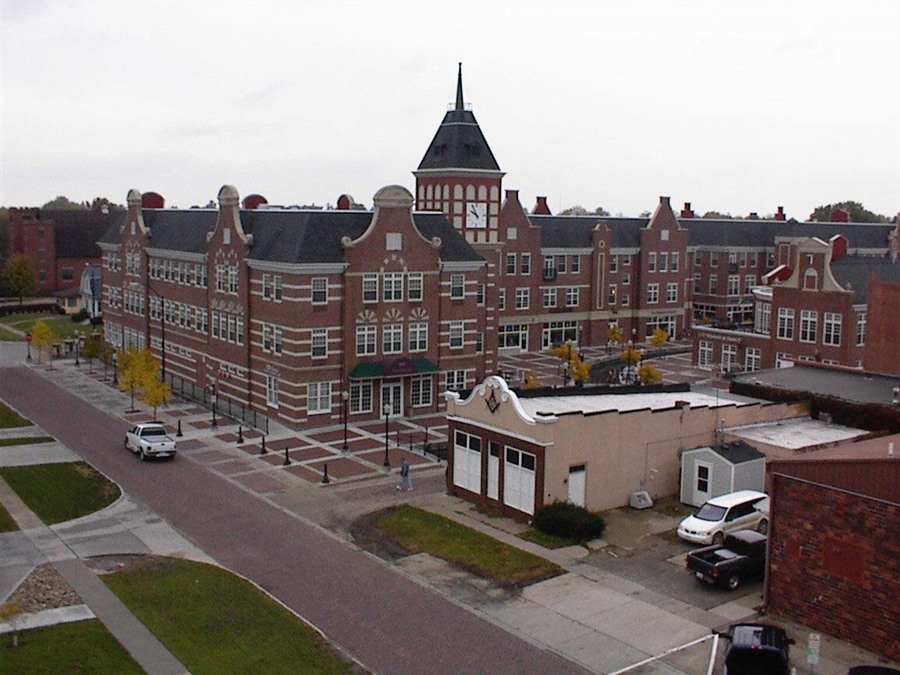 Royal Amsterdam Hotel Pella Iowa Travel Thisisiowa Royal Amsterdam Hotel